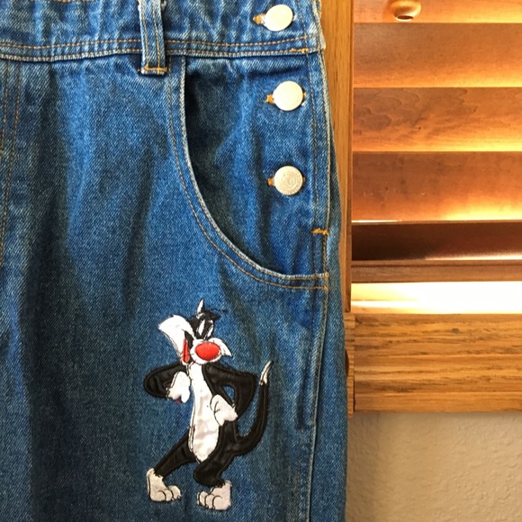 VTG Looney Tunes Overalls - Picture 8 of 8